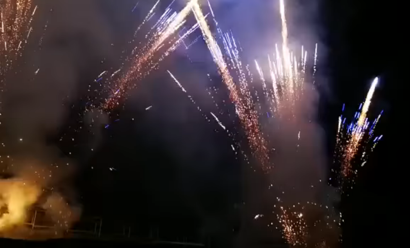 Spectacol artificii